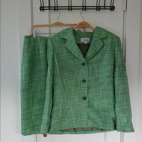 Le Suit Jackets & Blazers - 💚VINTAGE💚Le suit 2pc tweed skirt suit💚